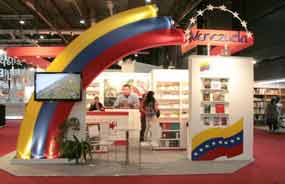Books on Hugo Chavez in Buenos Aires Book Fair 